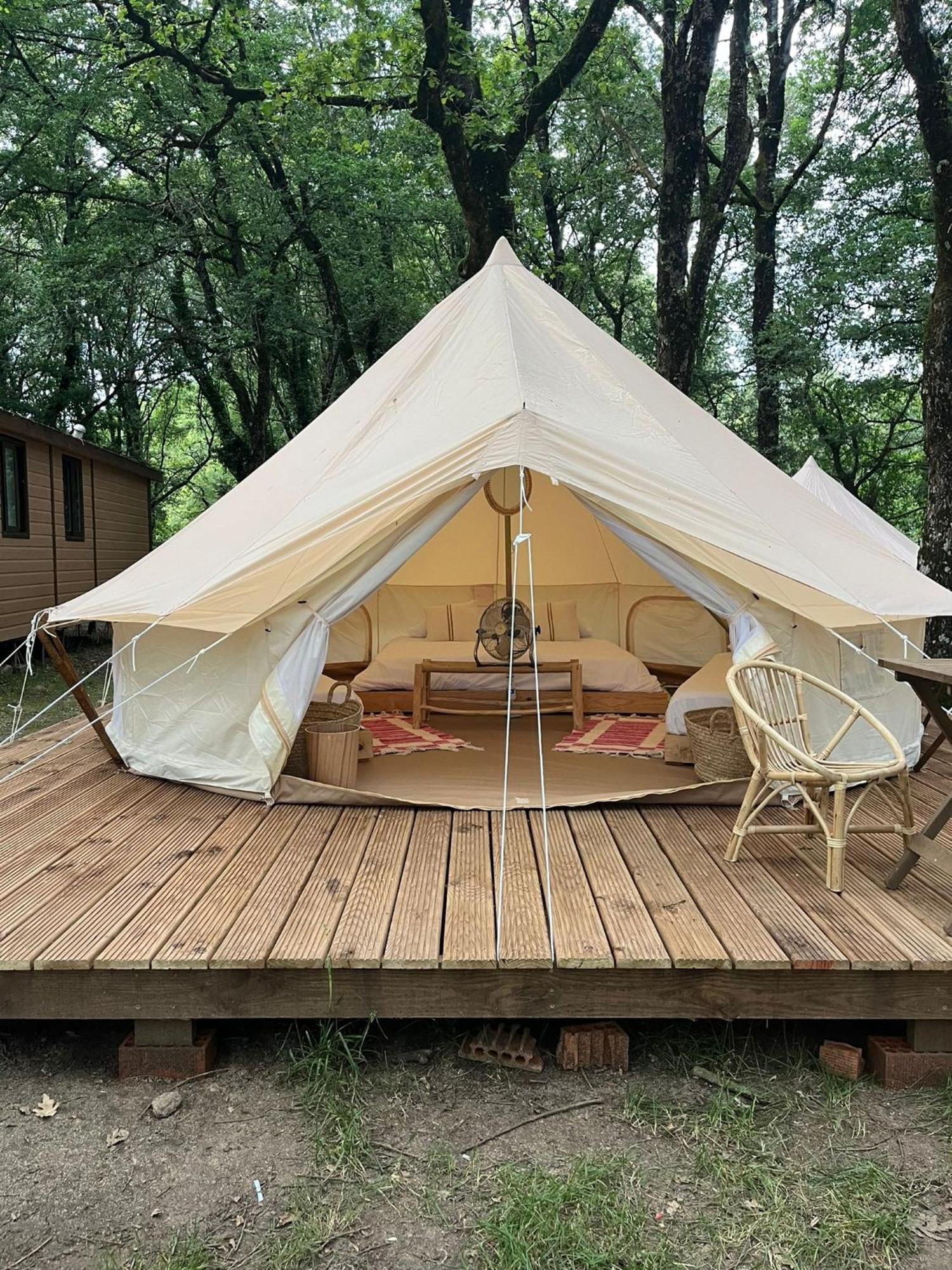 Camping Vila De Саррия Екстериор снимка
