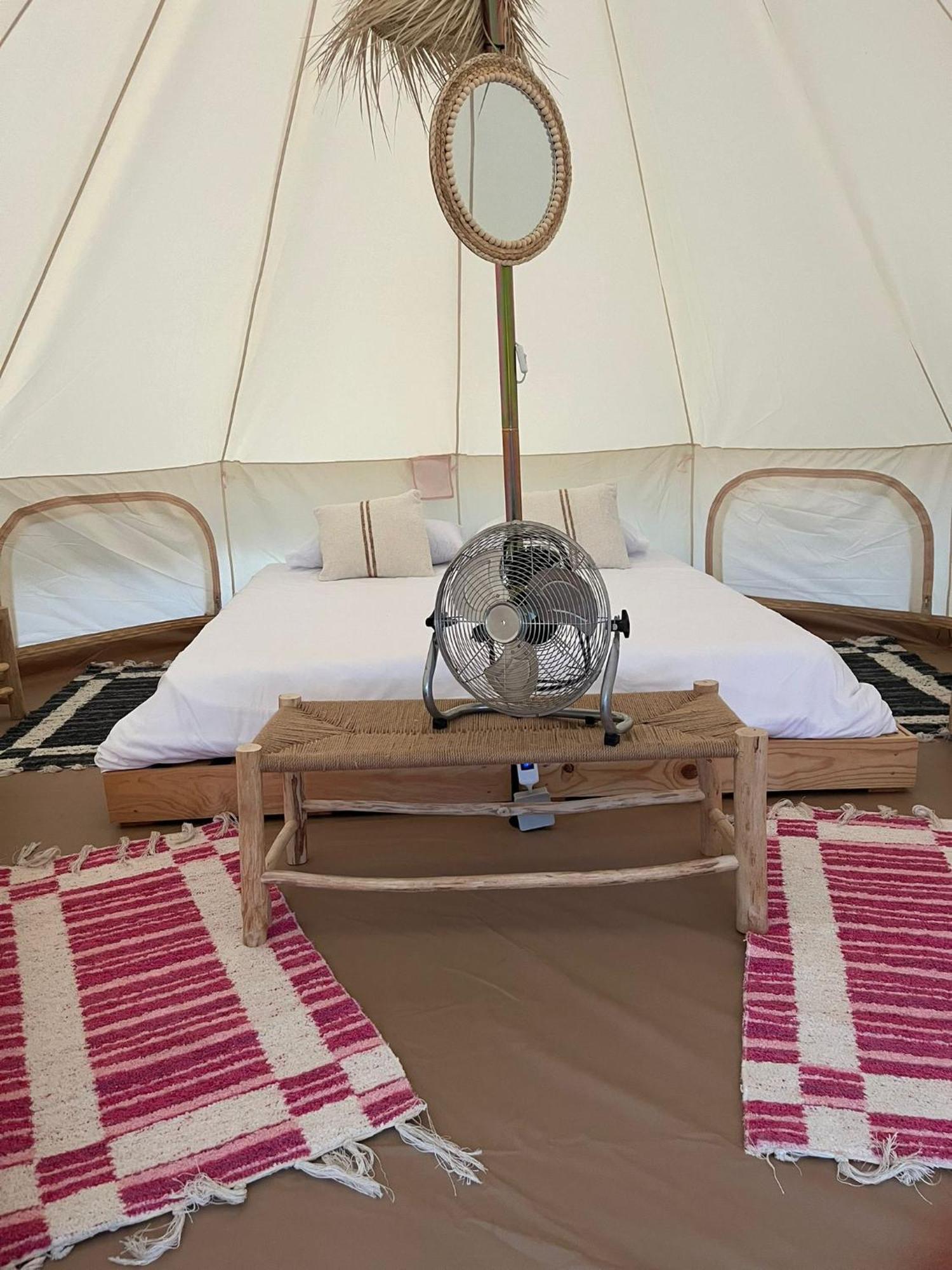 Camping Vila De Саррия Екстериор снимка